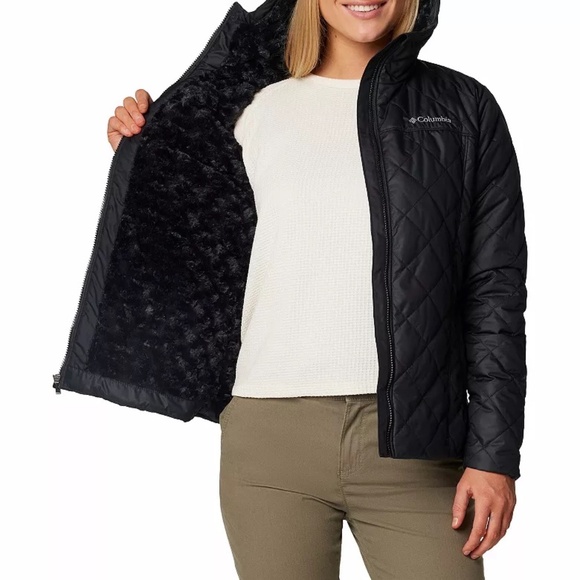 Columbia Copper Crest II Hooded Puffer Quilted Jacket in Black - Picture 4 of 9